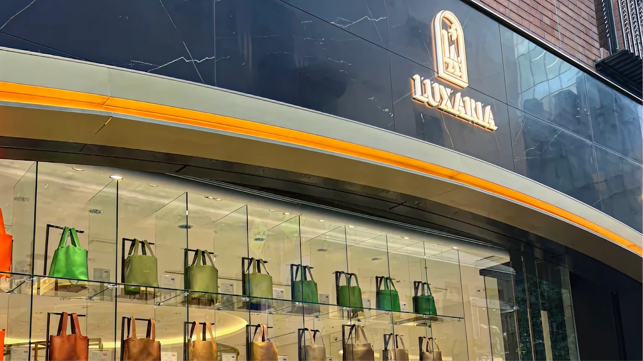 LUXARIA
