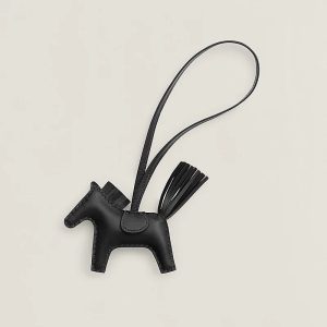 エルメス ロデオの定価一覧！PM・MM・GMの価格や値上げ・人気カラーを解説